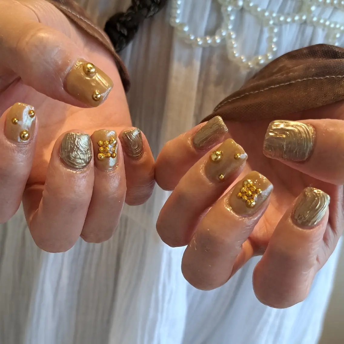 ネイル アートネイル ジェルネイル ミラーネイル 持ち込み ニュアンスネイル Nail mood デザイン持ち込みokのネイルデザイン