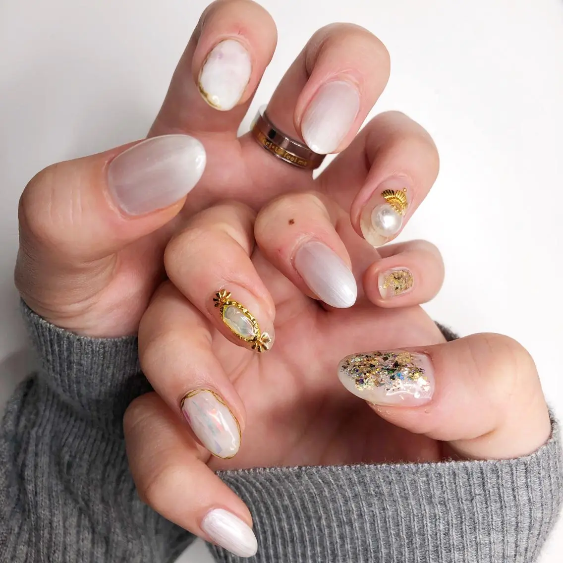 ネイル ニュアンスネイル ホワイト NAILSALON RuINのネイルデザイン