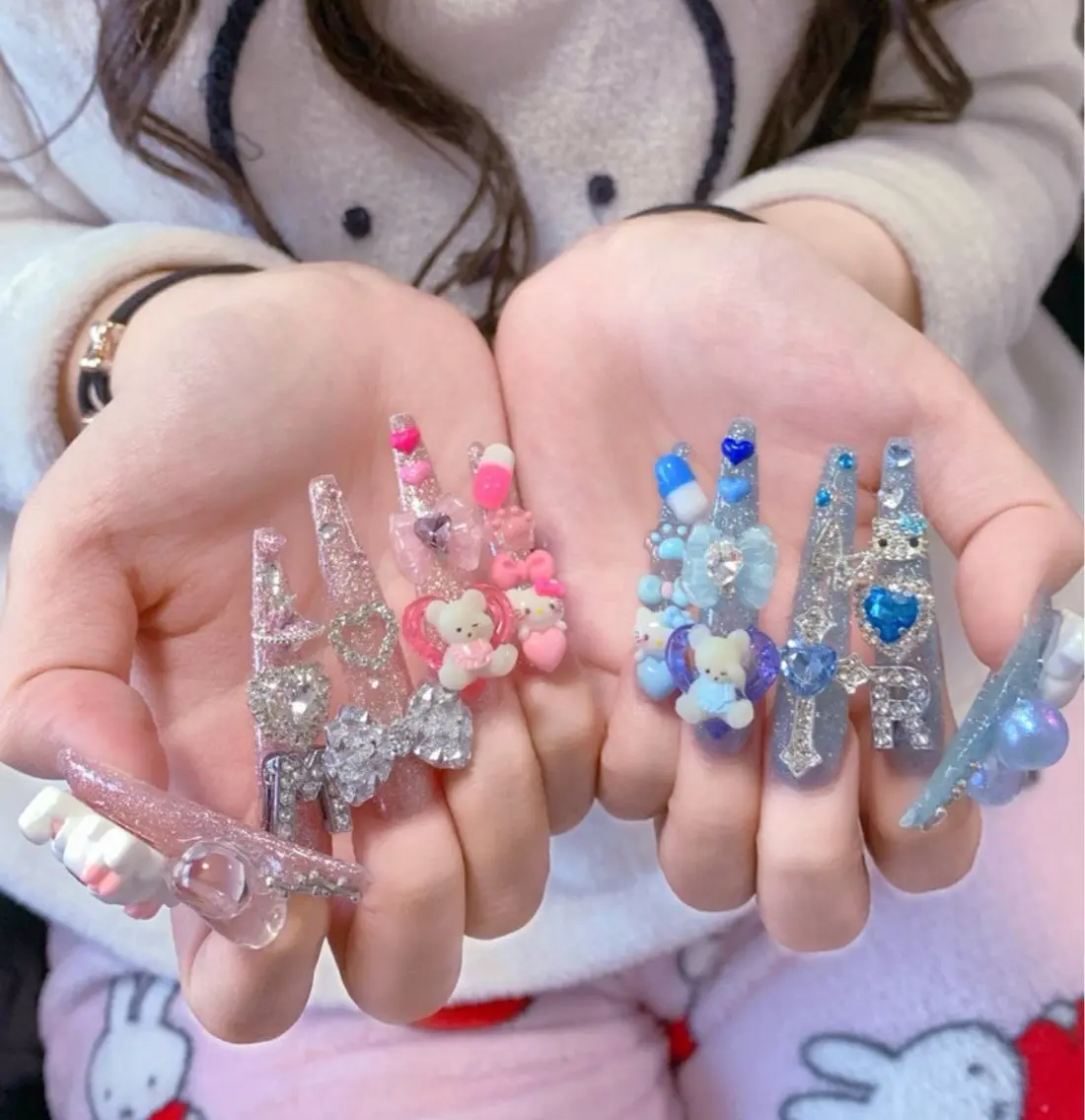 ネイル ハンドネイル Lyna 池袋のネイルデザイン