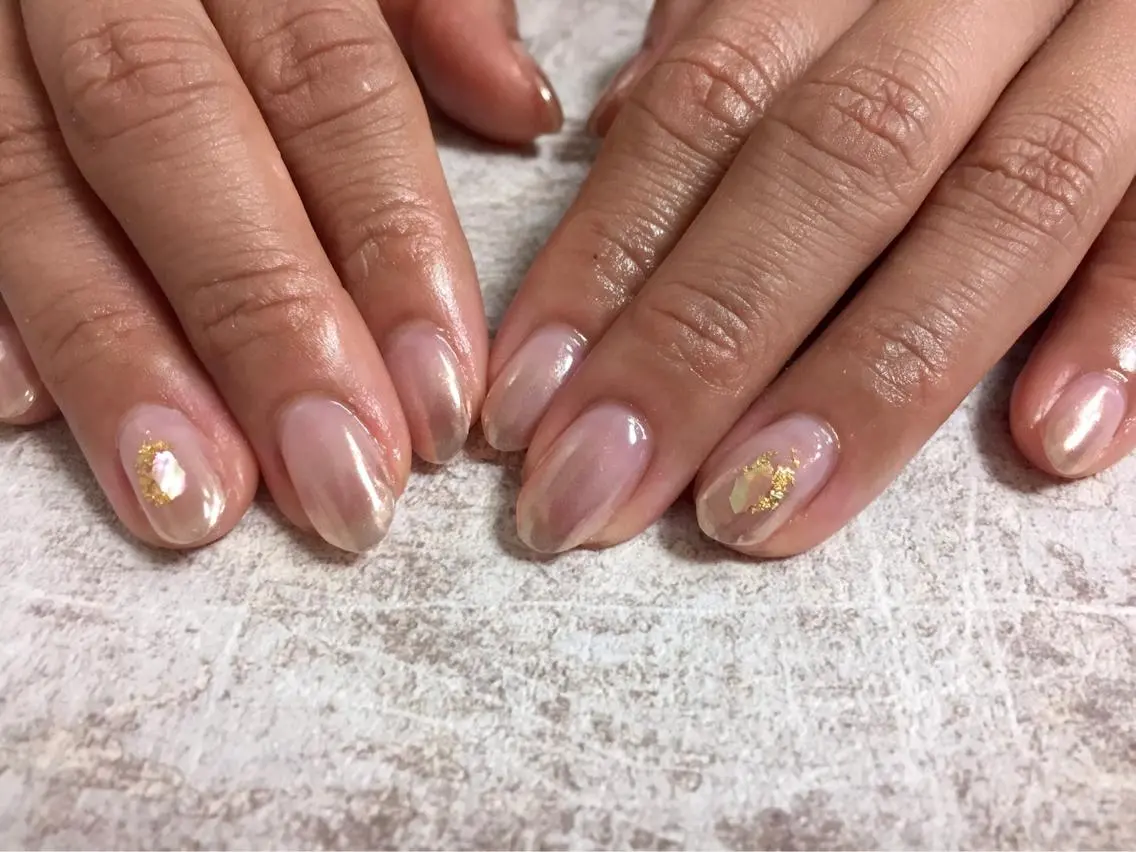 ネイル グラデーション ミラーネイル ハンドネイル mogunail &blowのネイルデザイン