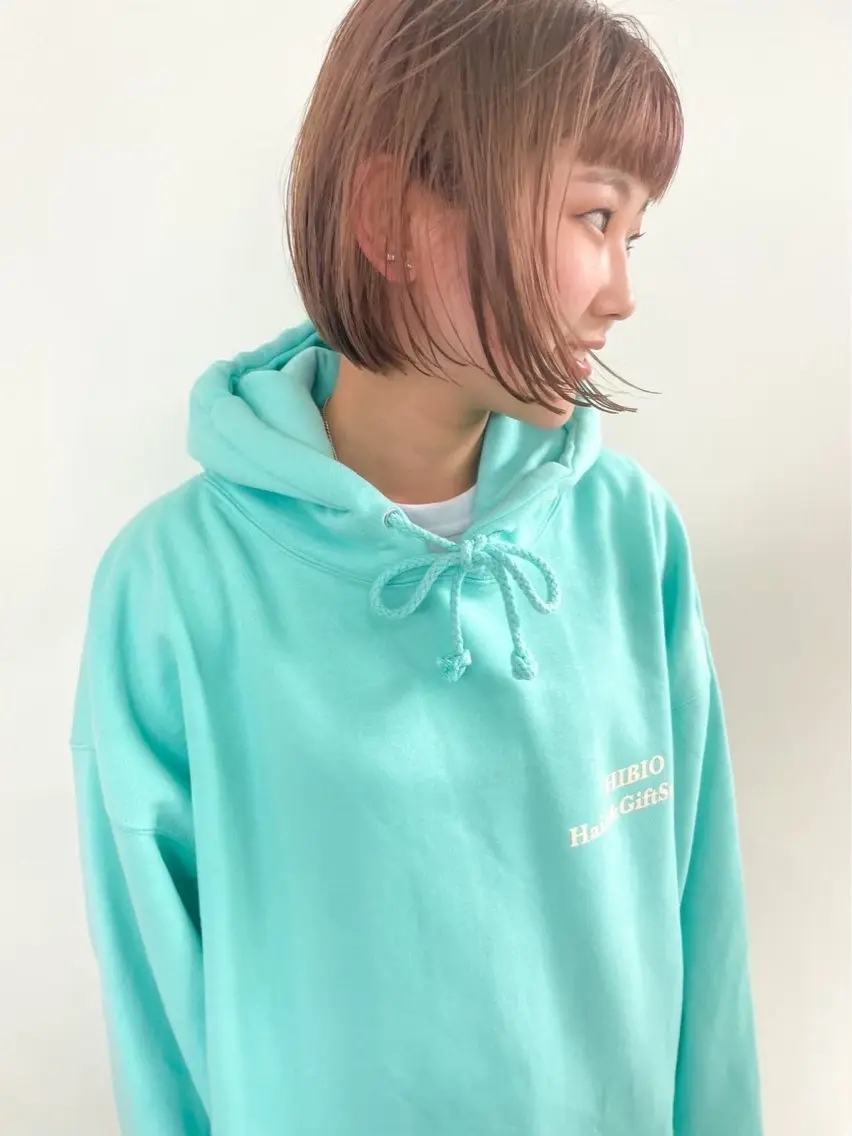 ミディアム 🌈新田 みどり🌈のヘアスタイル