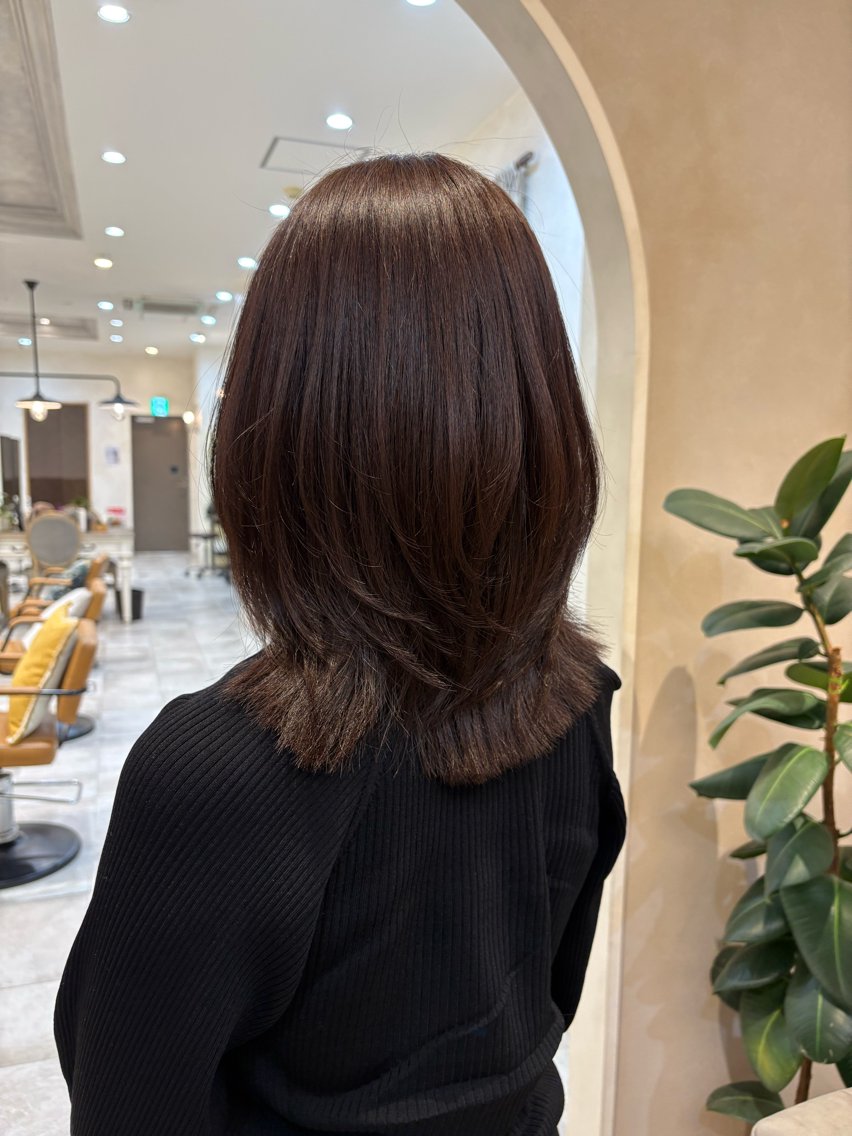 ミディアム カット ヘアカラー あべ えみのヘアスタイル