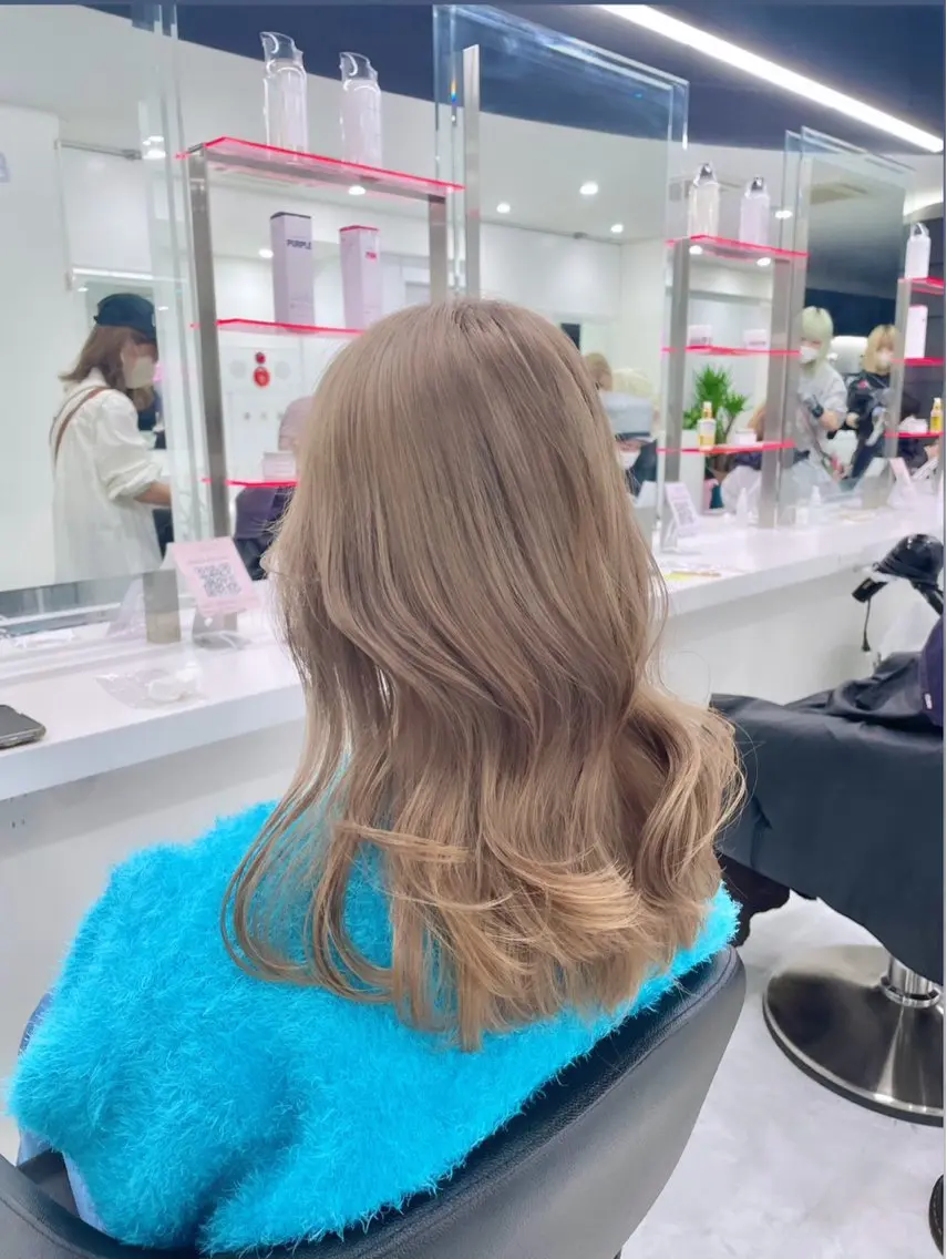セミロング カラー ヘアカラー トリートメント ヘアセット Kawahara WATARUのヘアスタイル