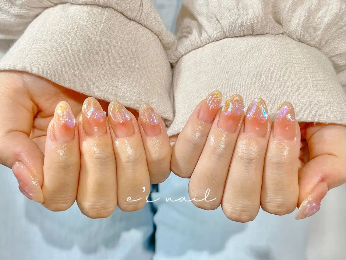 ネイル e’s nail Lumièreのネイルデザイン