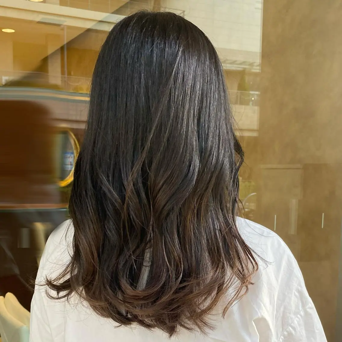 ロング カラー グレージュ ヨシンモリ 韓国風ヘア ミヤワキ モモコのヘアスタイル