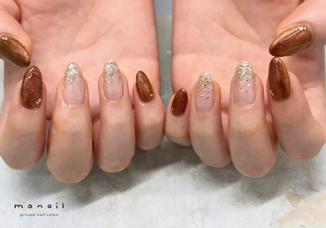 ネイル ブラウン ラメ(グリッター) ラメグラデーション マグネットネイル ハンドネイル nail salon monailのネイルデザイン