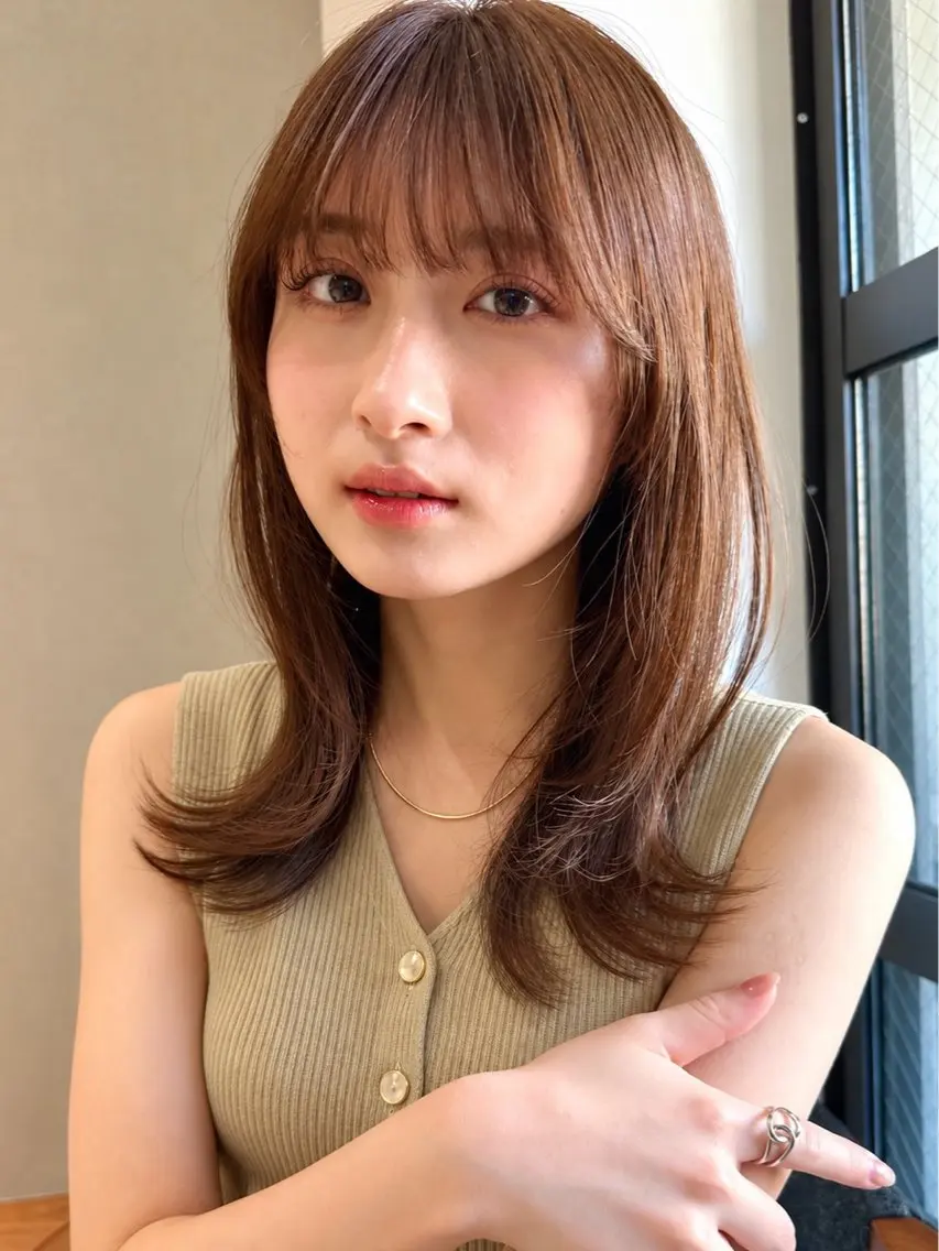 セミロング カラー パーマ kazuki【顔周り ×レイヤーカット】のヘアスタイル