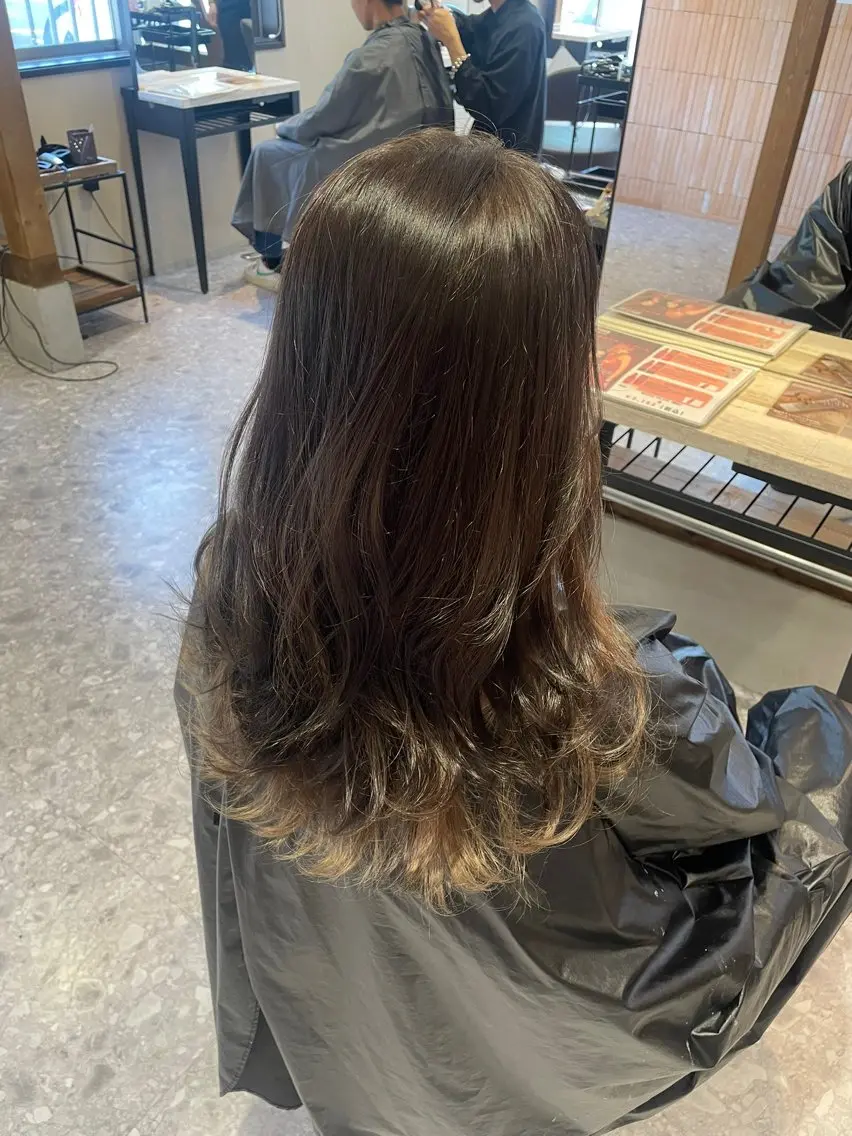 ロング カラー 髪質改善カラー🌈✨ 加藤 愛のヘアスタイル