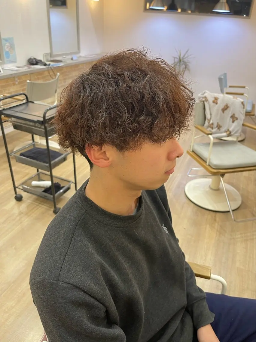 ショート パーマ メンズ メンズパーマ スパイラルパーマ カット パーマ トリートメント 透明感カラー/メンズ パーマ/小野田恵太郎のヘアスタイル