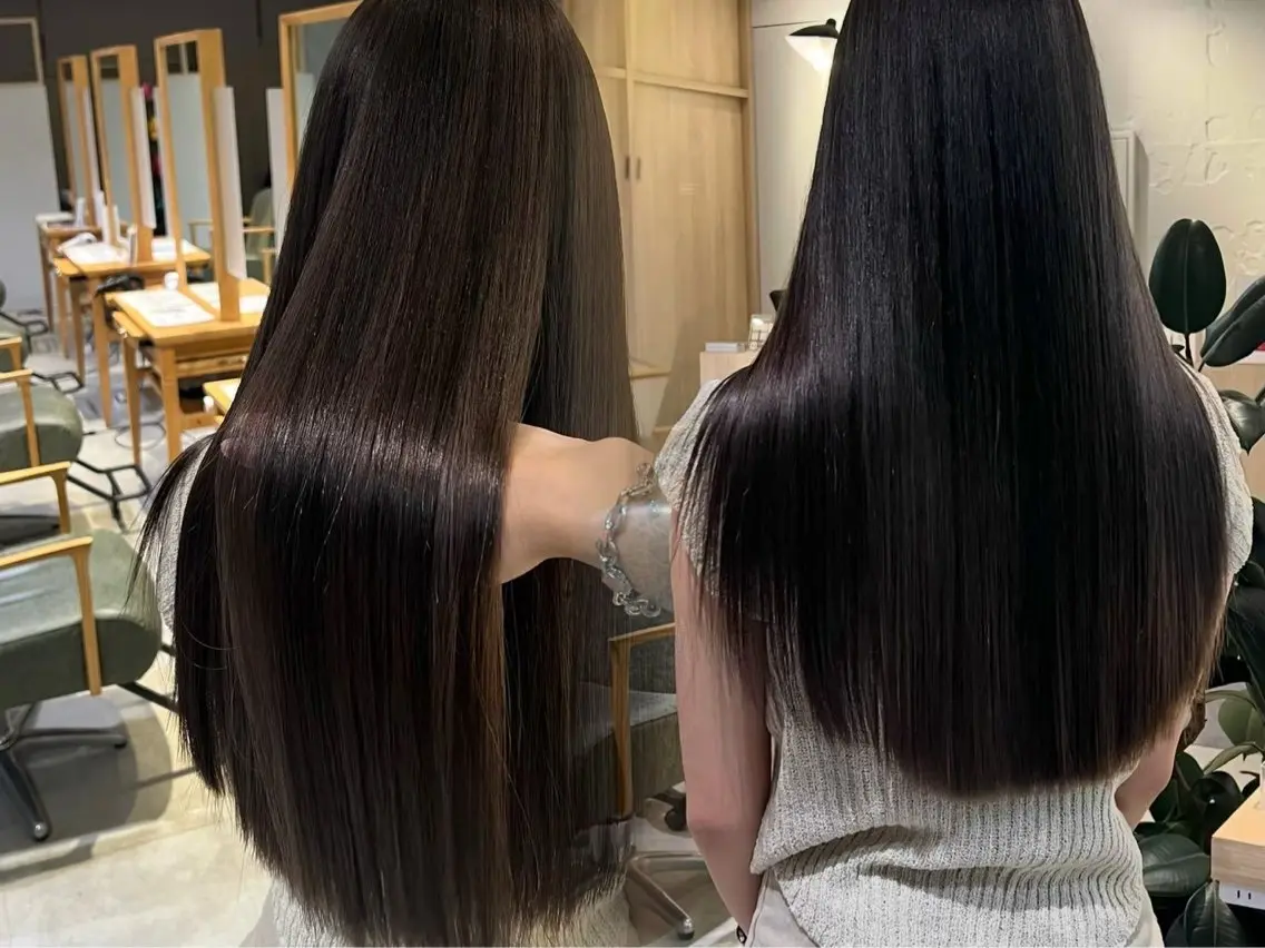 ロング カラー ヘアカラー トリートメント レア🤍艶カラー/ 髪質改善🩶ネイルのヘアスタイル