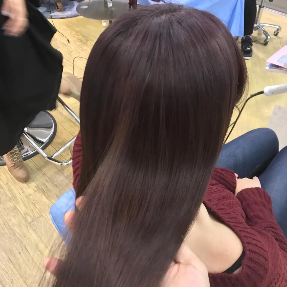 セミロング カラー ヘアアレンジ バイオレットカラー トリートメント 松井 敬太郎のヘアスタイル
