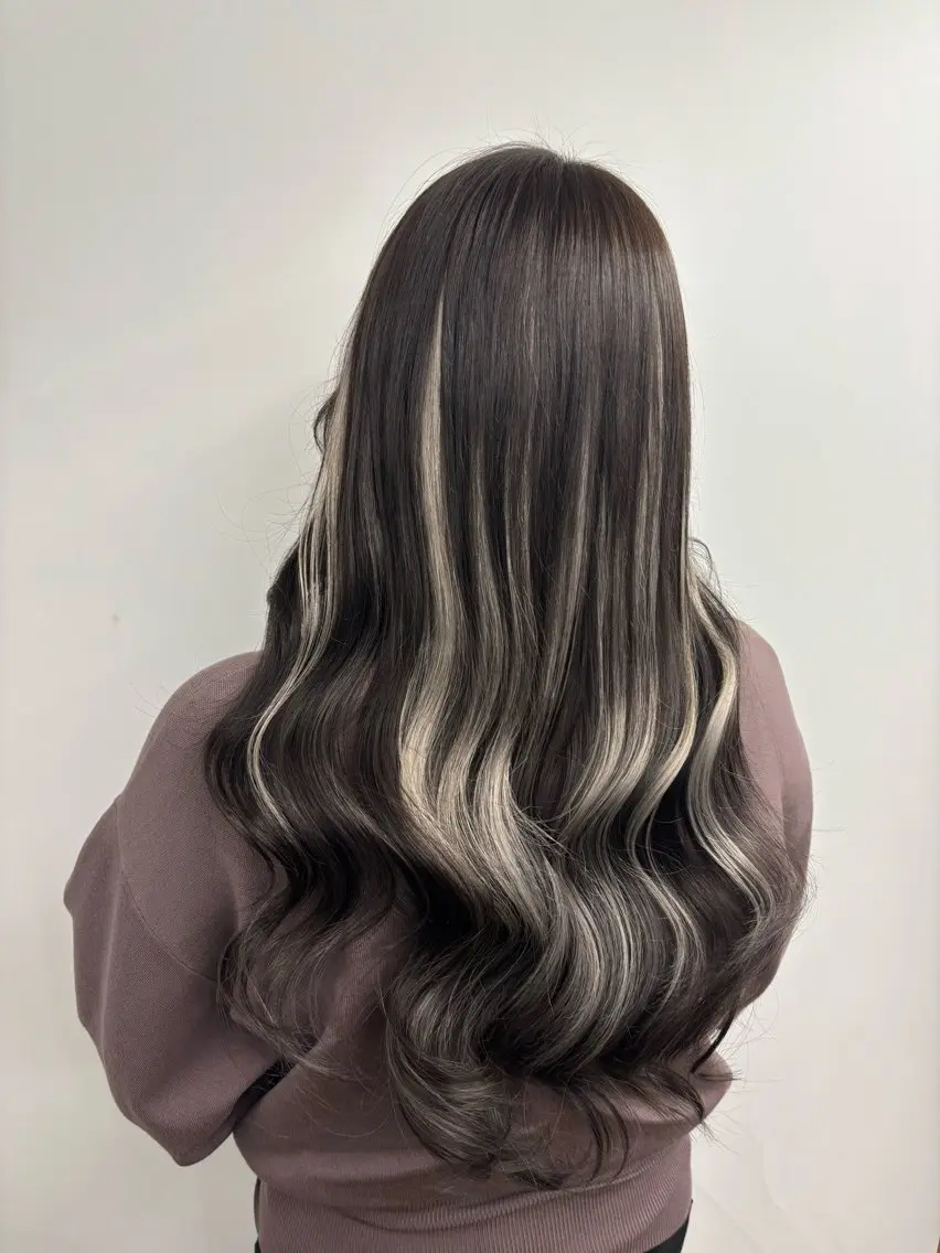 ロング カラー エクステ カット ヘアカラー トリートメント エクステ ハナ💎中韓/艶髪 ハイトーン/エクステのヘアスタイル
