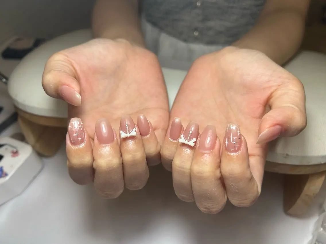 ネイル ハンドネイル 🎀 アネラ しま  🎀のネイルデザイン