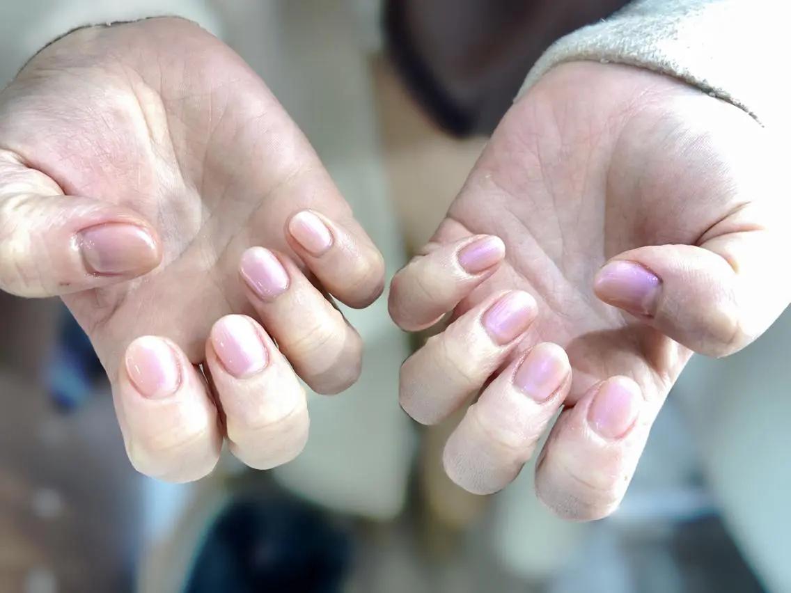 ネイル オーロラネイル ワンカラーネイル Umi nail& eyelashのネイルデザイン