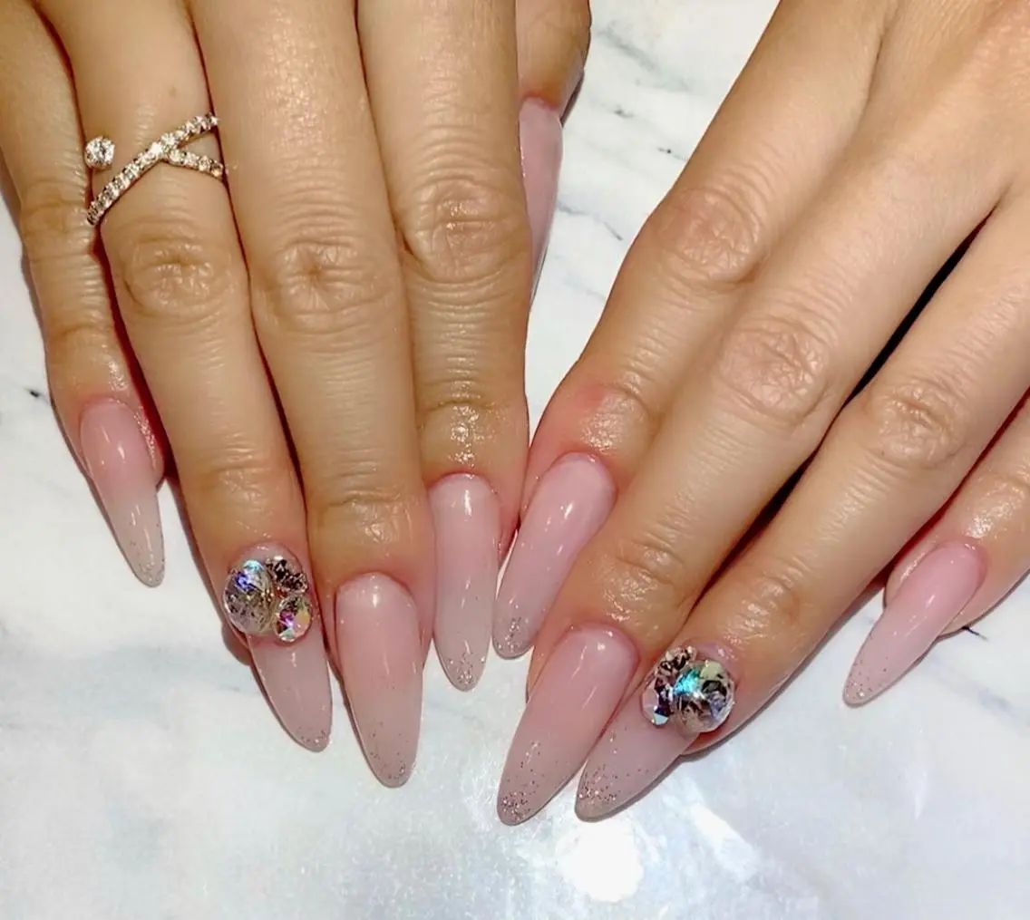 ネイル Lino+ ネイル&よもぎ蒸しのネイルデザイン