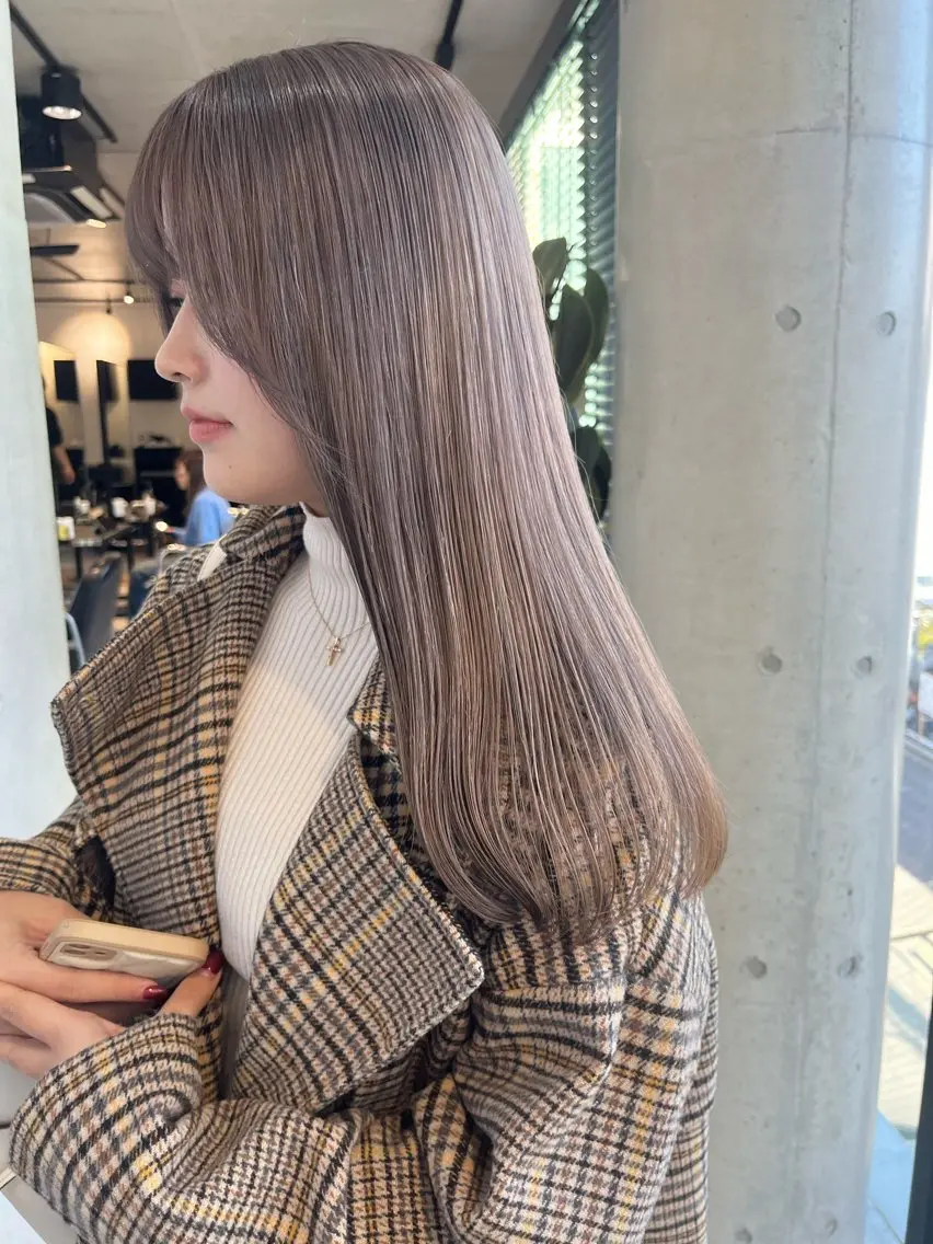ロング カラー パーマ ヘアアレンジ カット ヘアカラー トリートメント ヘッドスパ ヘアセット 透明感/オリーブ/ グレージュ/YUKAのヘアスタイル