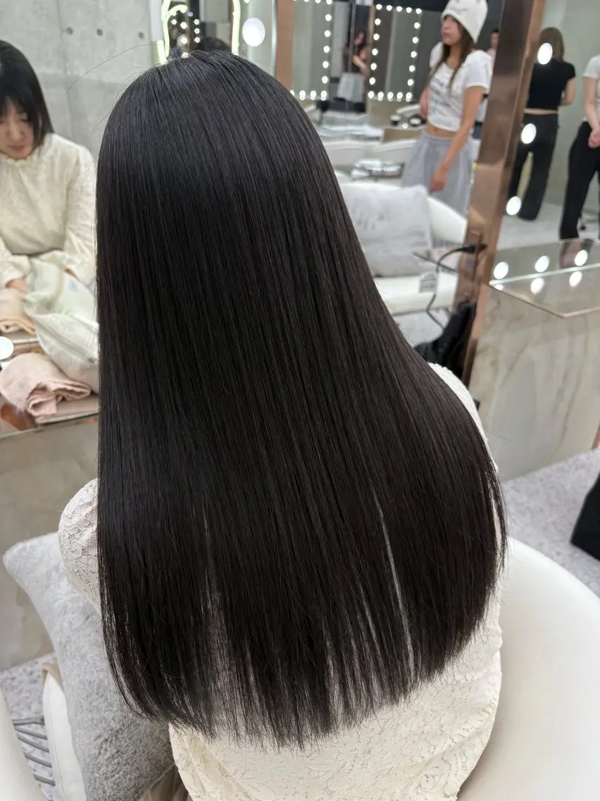 ロング 縮毛矯正 YUI  透明感🌱 グレージュ🌿‬浦和のヘアスタイル