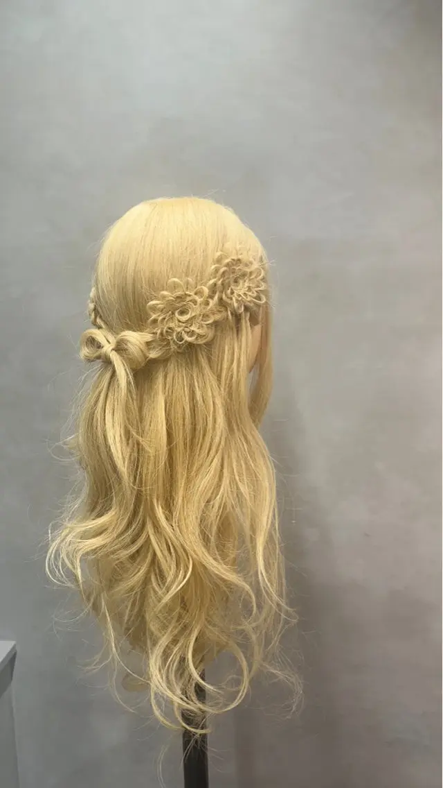 ロング ヘアアレンジ 銀座レイヤーカット ×シースルー前髪のヘアスタイル