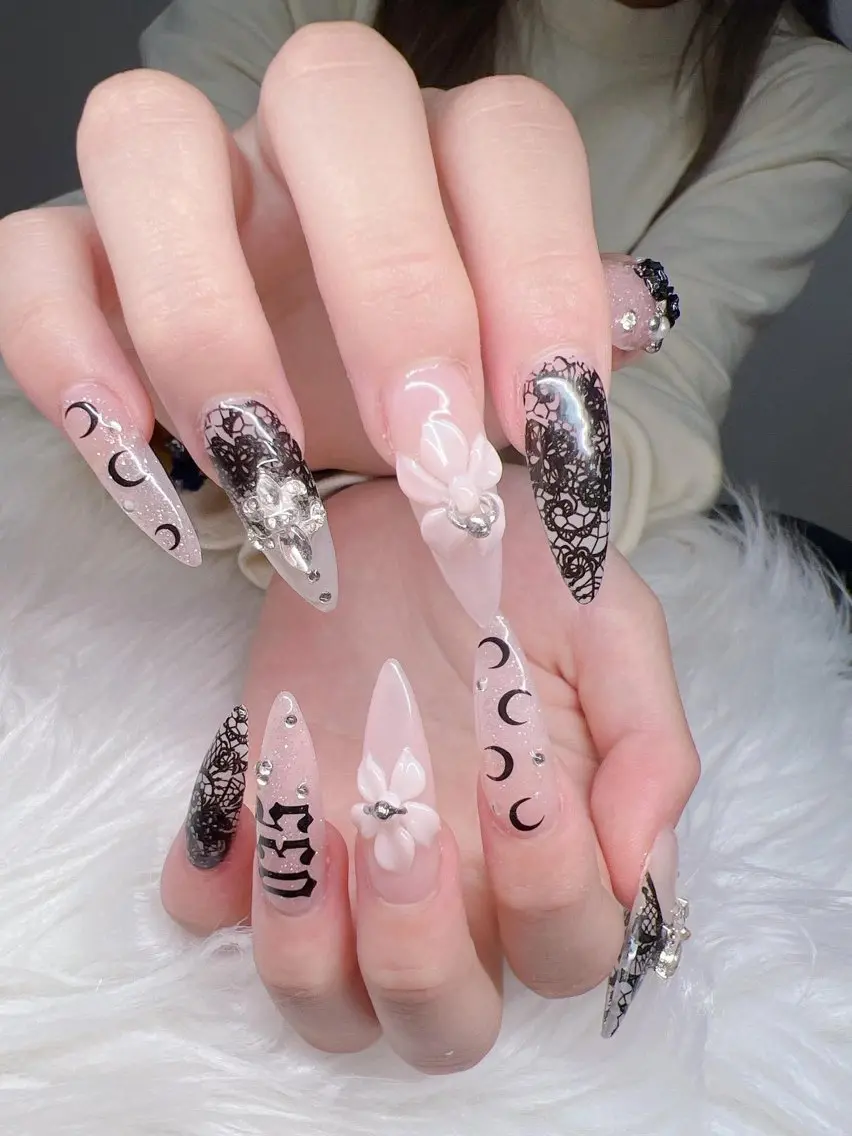 ネイル Lee Nailsのネイルデザイン