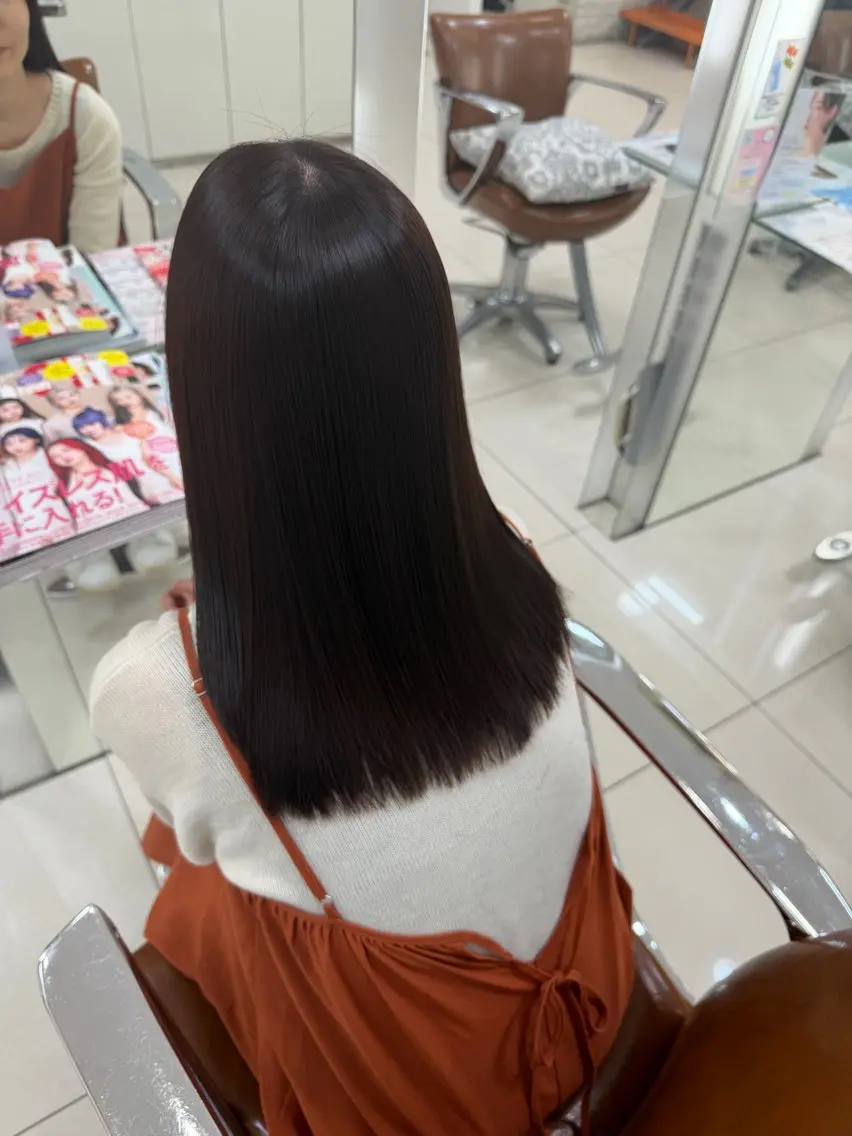 セミロング カット ヘアカラー トリートメント ここな/暖色カラー 🧡束感マツエク🌼のヘアスタイル
