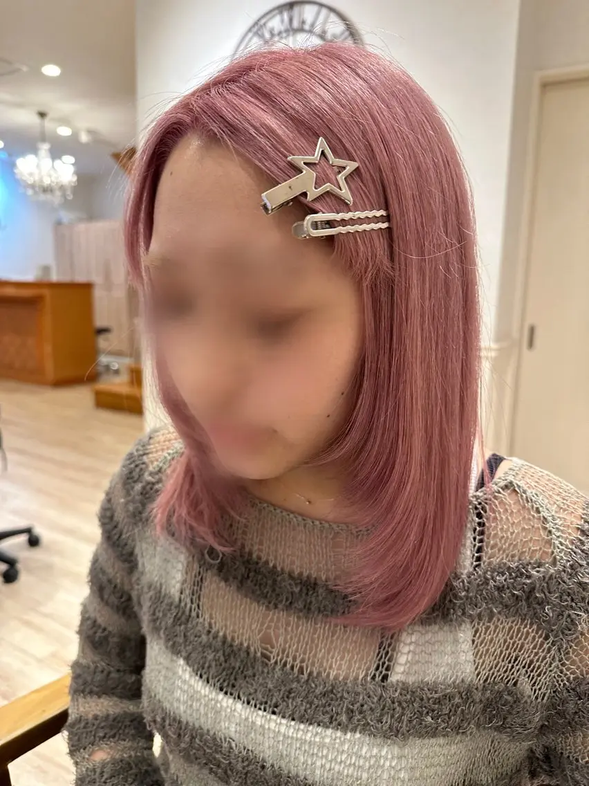 カラー ブリーチ 山口 珠莉のヘアスタイル