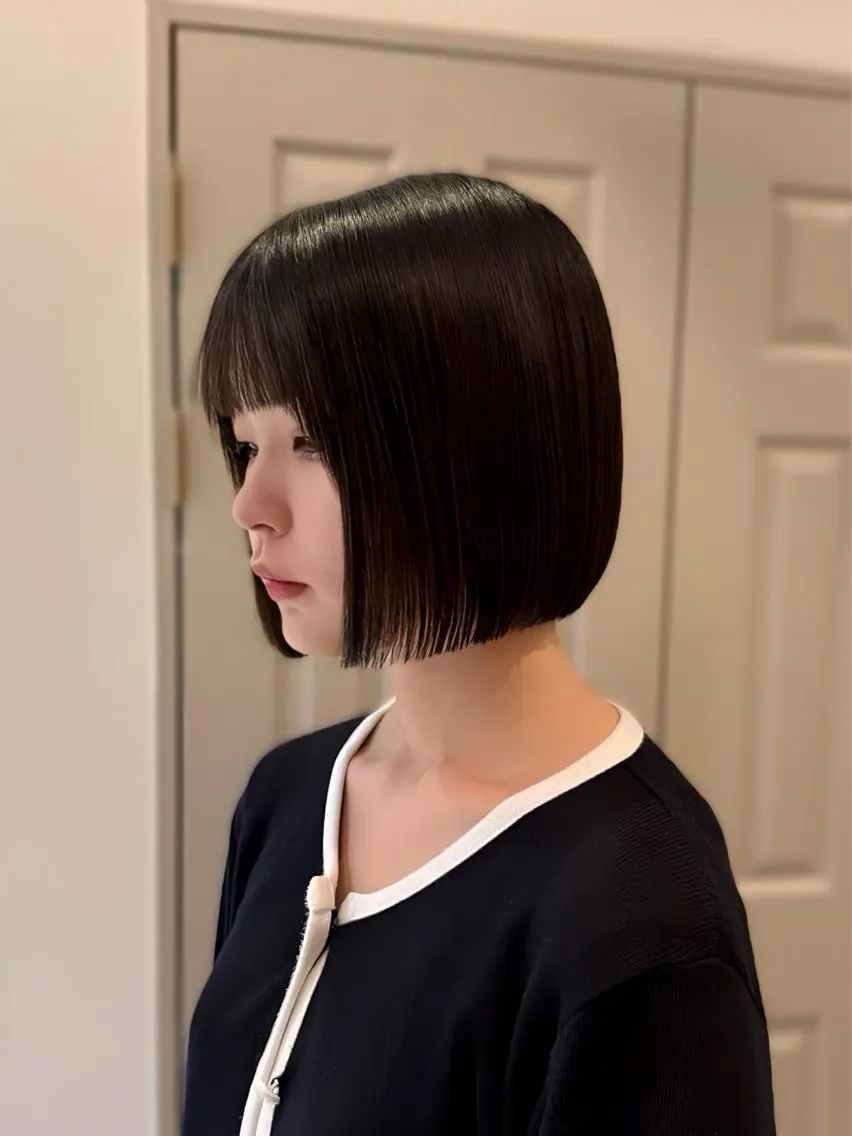 ショート カット トリートメント レイヤー/小顔前髪 🤍wakaのヘアスタイル