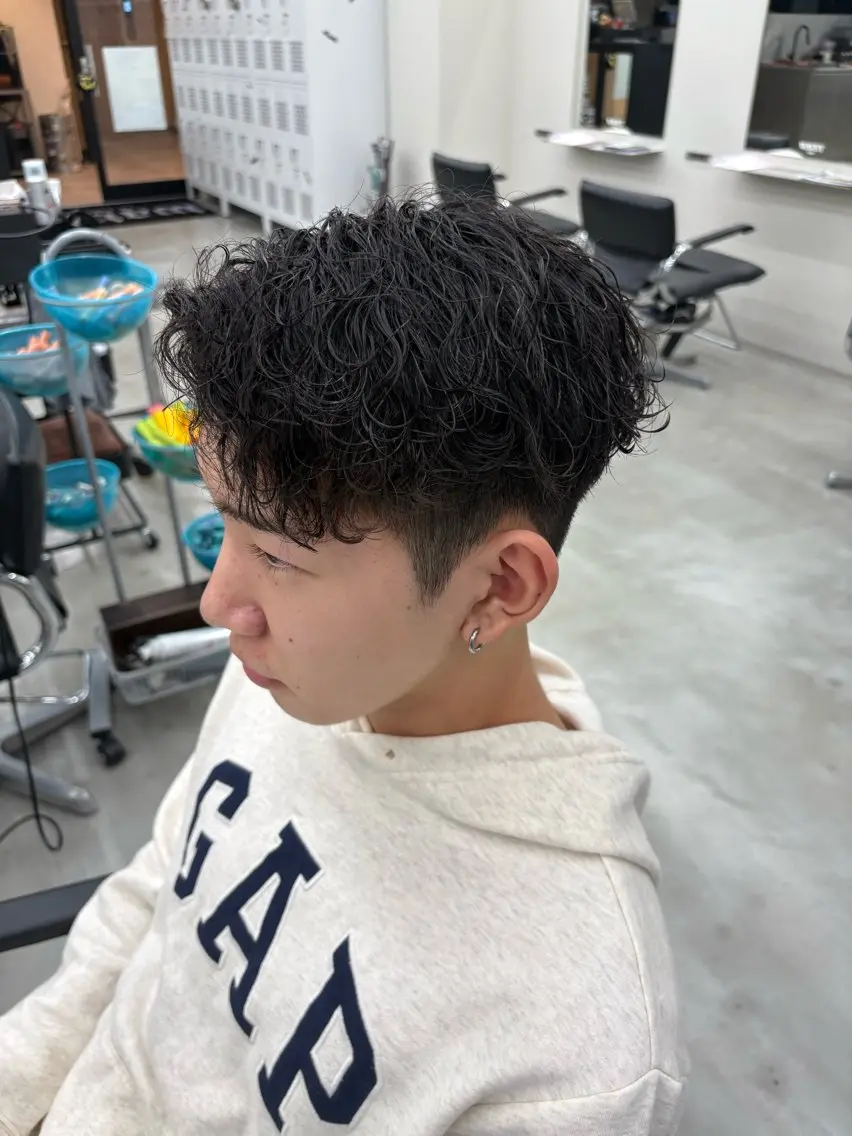 ショート パーマ ヘアアレンジ メンズ メンズパーマ 波巻きパーマ 柊斗 /横浜パーマのヘアスタイル