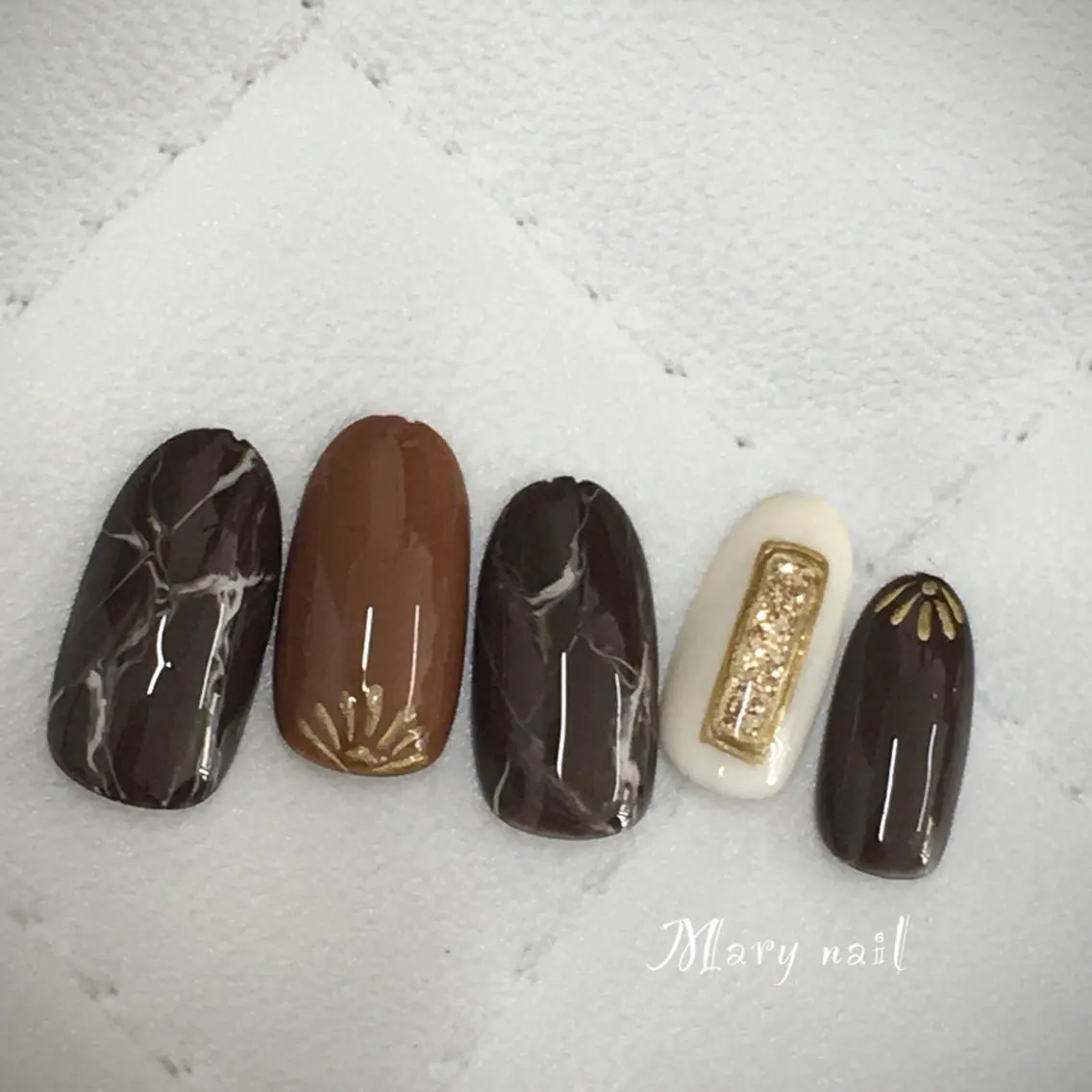 ネイル アートネイル ブラウン 大理石ネイル(マーブル) ニュアンスネイル ハンドネイル Mary nail .narumiのネイルデザイン