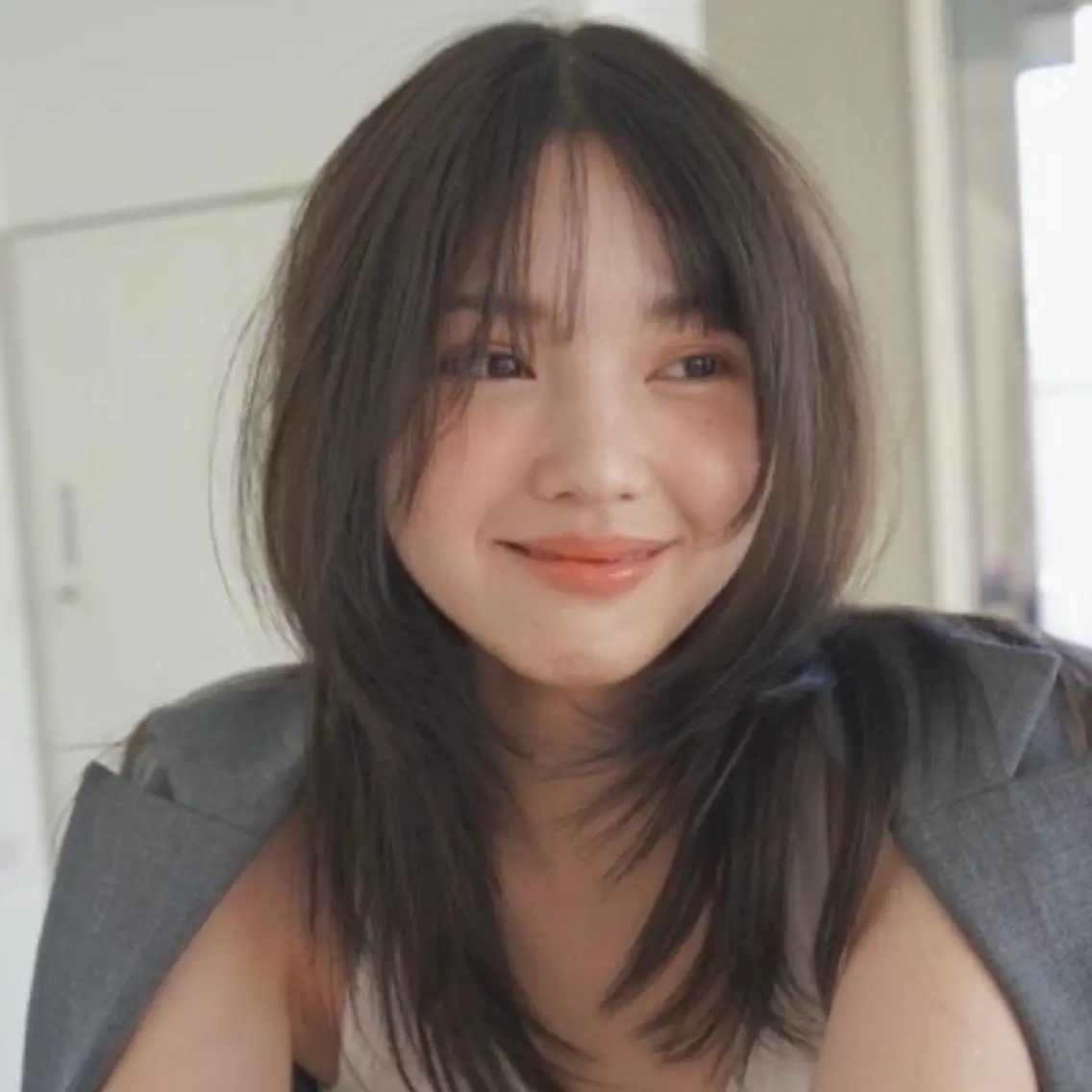 ロング カラー 似合わせカット× 顔周りカットるな🌛のヘアスタイル