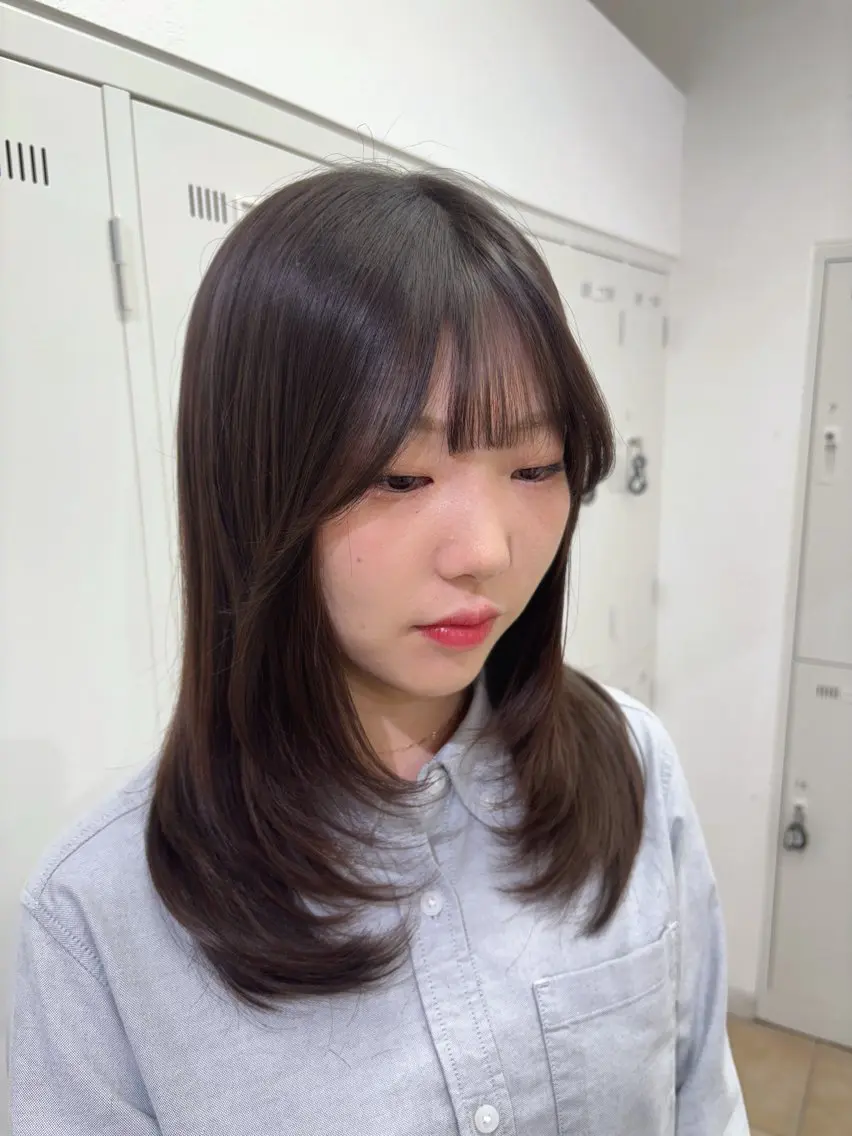 セミロング レイヤーカット カット 長妻莉央/縮毛矯正 髪質改善カラーのヘアスタイル