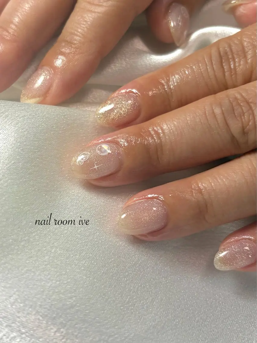 ネイル ハンドネイル nail room IVEのネイルデザイン