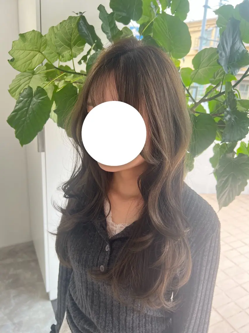 ロング レイヤーカット カット ヘアカラー トリートメント あやの/ Jr.スタイリストのヘアスタイル