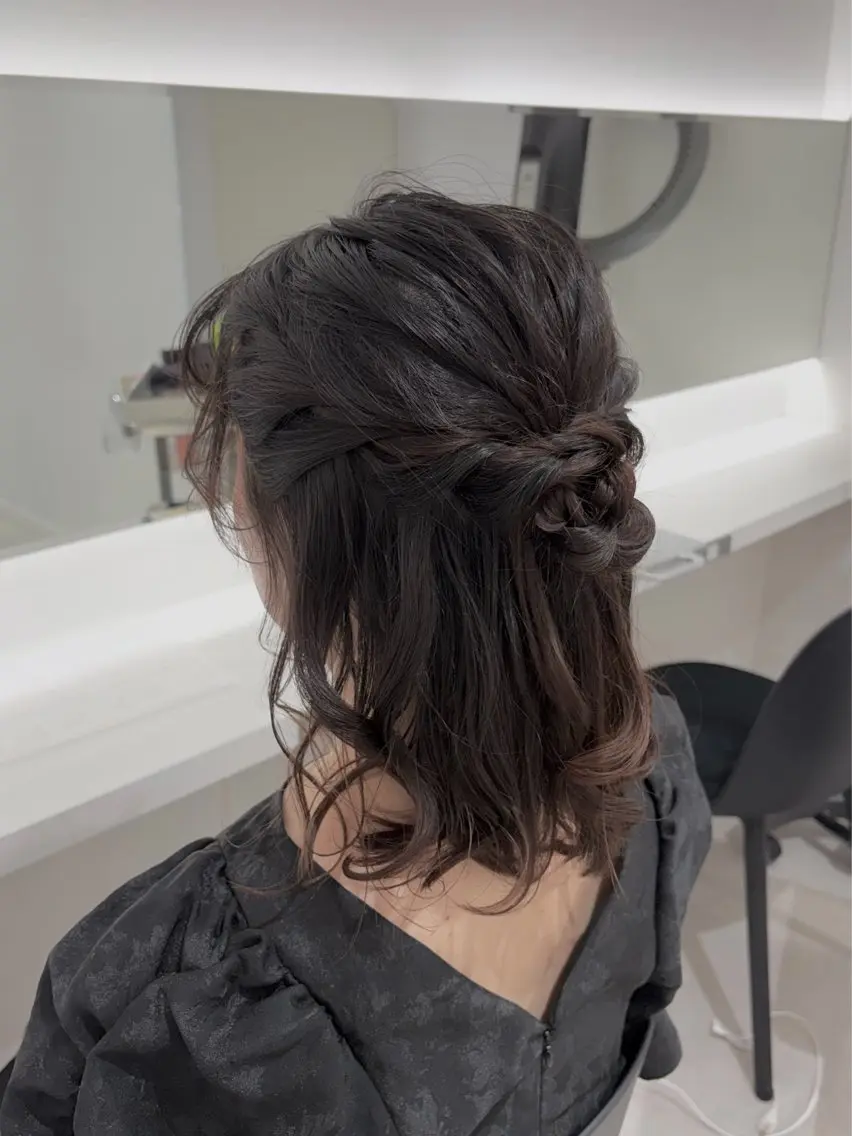 ミディアム ヘアアレンジ ヘアセット グレージュ/ベージュ /経堂/sana🌱のヘアスタイル