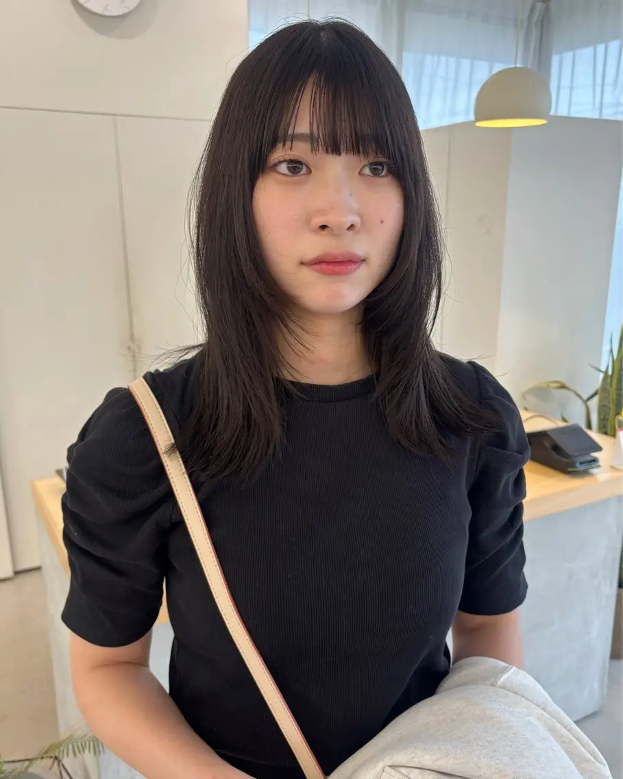 ミディアム カット トリートメント 古畑 愛美のヘアスタイル