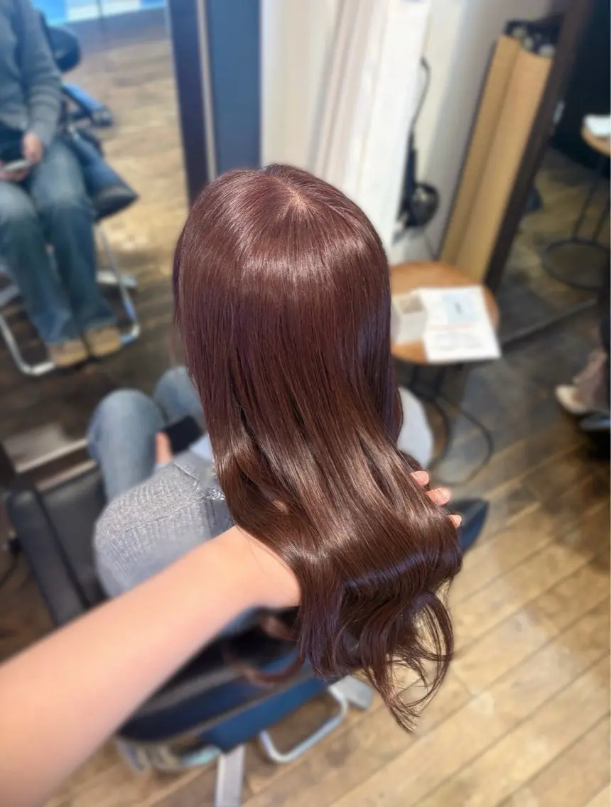 セミロング カラー 丹生 滉太のヘアスタイル