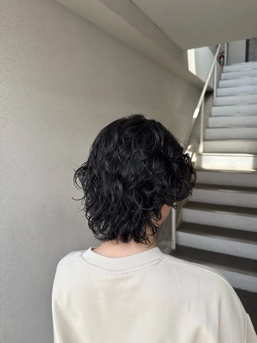 ショート ボブ ウルフカット カット パーマ 🪞表参道パーマ Nikachi🪞のヘアスタイル