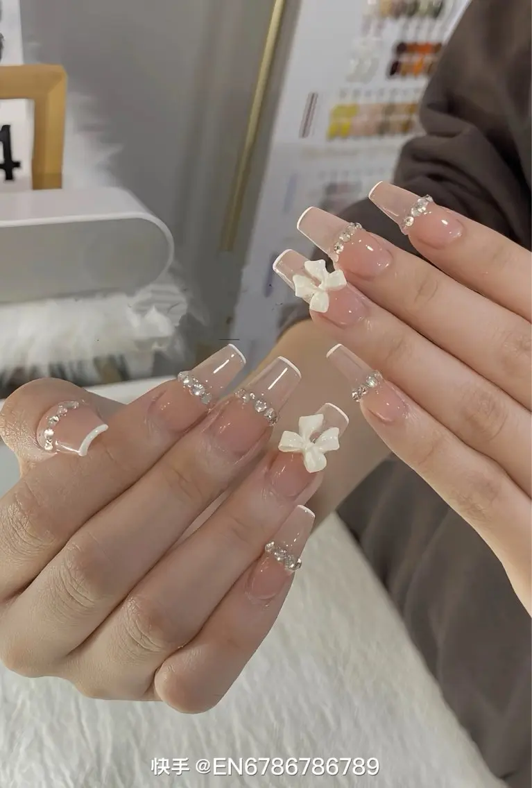 ネイル 長さ出し フレンチネイル ジェルネイル 韓国ネイル マグネットネイル sun nail池袋 モデル募集のネイルデザイン