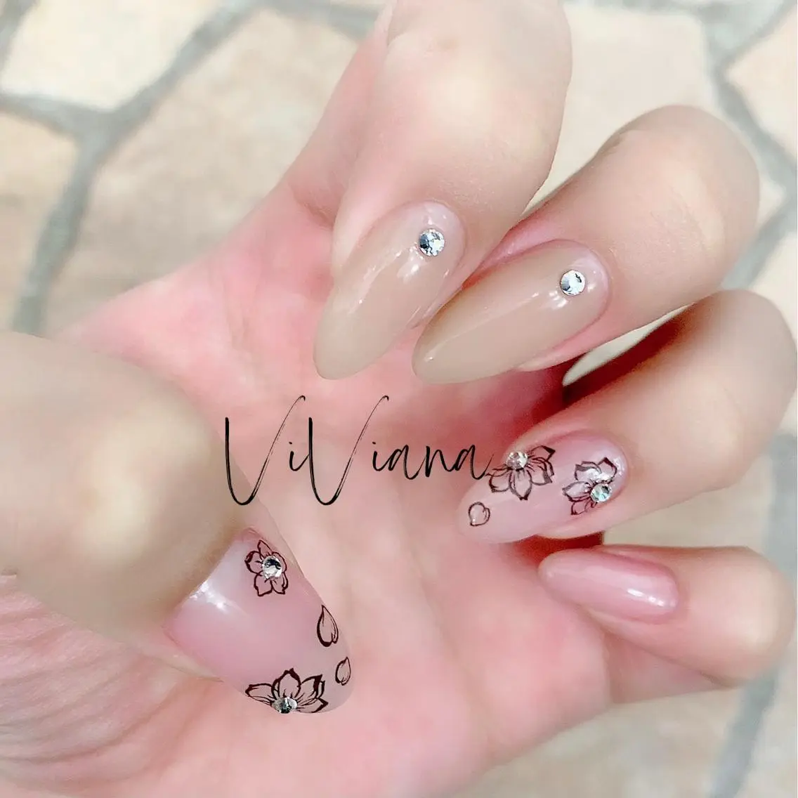 ネイル ハンドネイル ViViana ヴィヴィアナのネイルデザイン