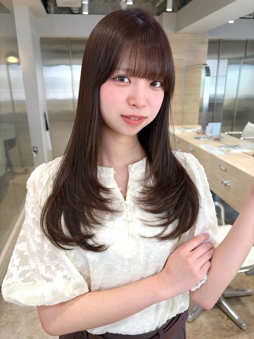 🌻口コミ記載🌻前髪割れる・顔周り決まらない方へ◎小顔カット+炭酸スパの写真