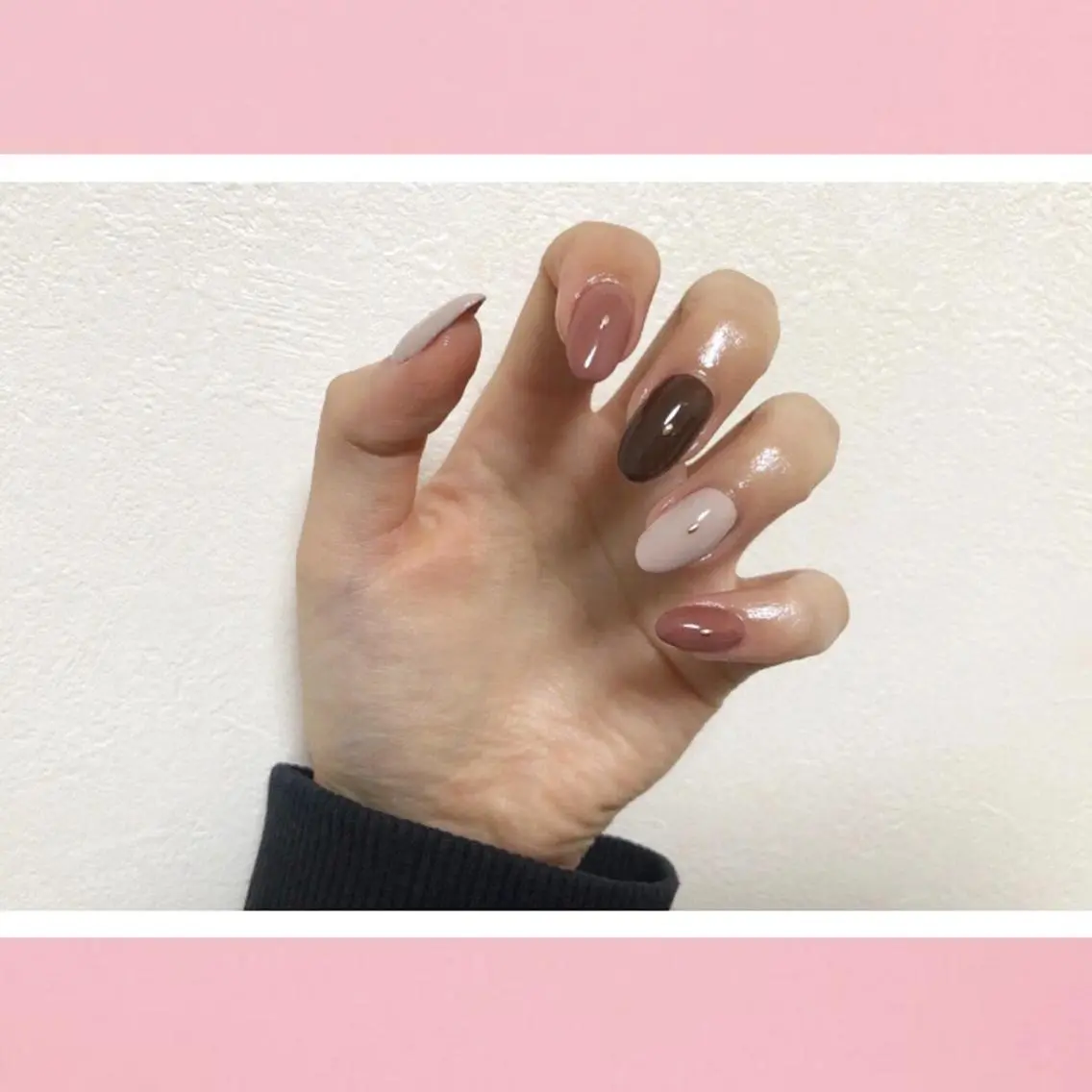ミディアム ネイル Toujours / nijinaのネイルデザイン