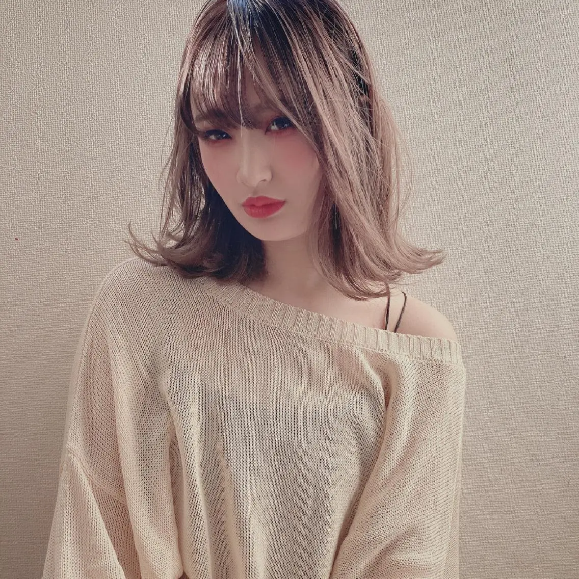 ミディアム カラー ハイトーンカラー テトネ タカシのヘアスタイル