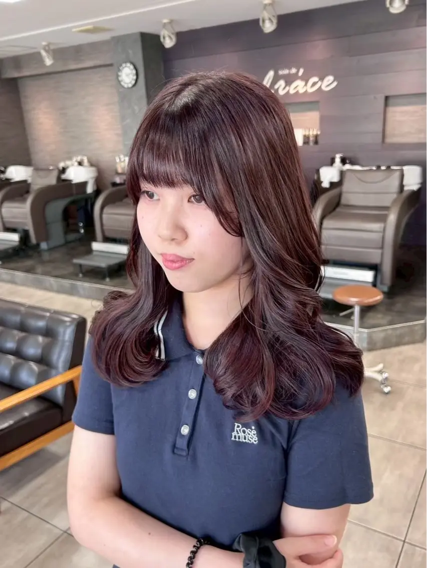 セミロング カラー ヘアカラー 西岡 英菜のヘアスタイル