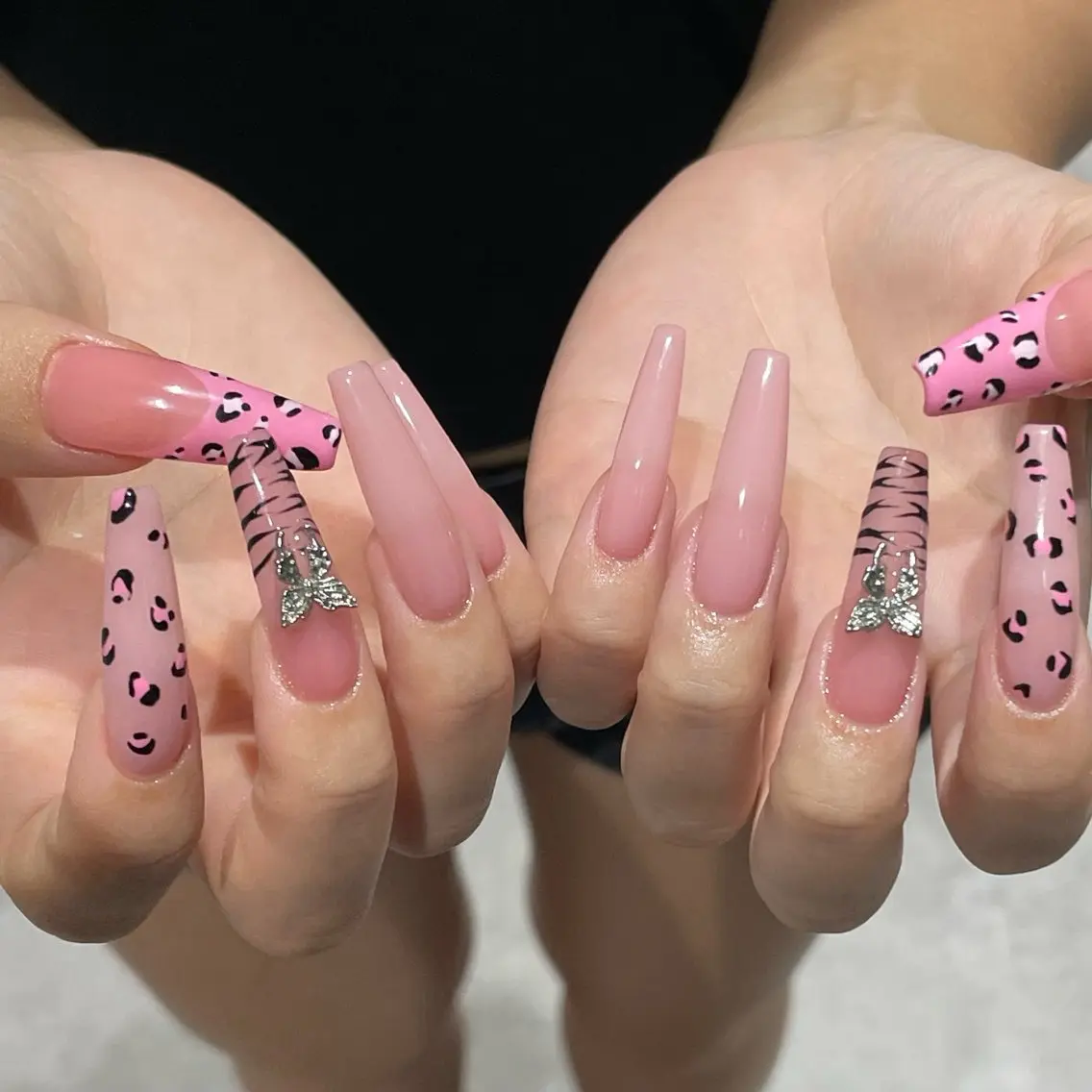 ネイル ハンドネイル IROHA NAIL Kurumi🪽🫧のネイルデザイン