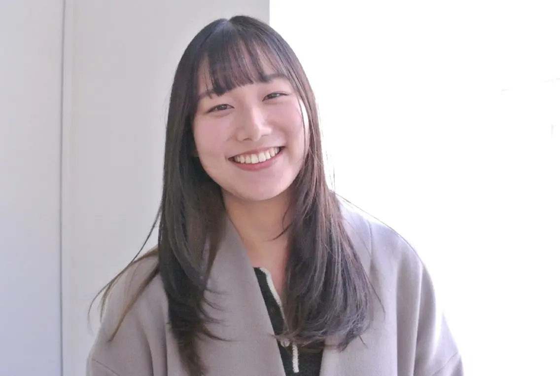 ロング レイヤーカット ロング 樋口 千尋のヘアスタイル