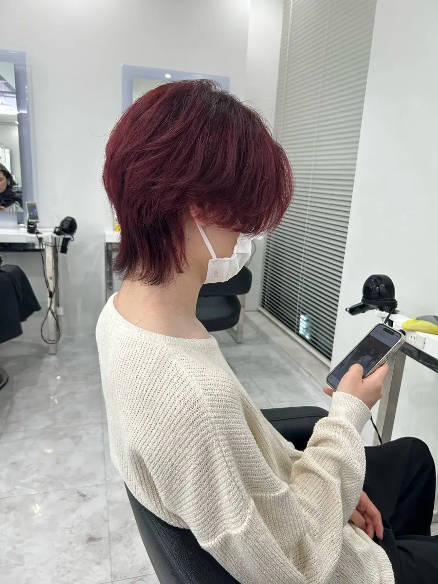カラー メンズ センターパート メンズウルフカット ウルフカット カット ヘアカラー 韓国カット/ パーマ/KOTAのヘアスタイル