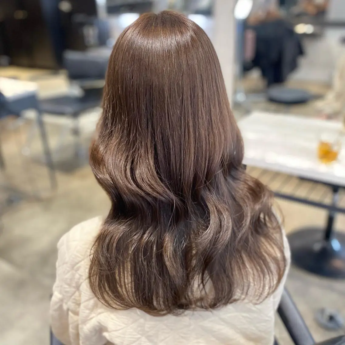 ロング カラー ヘアアレンジ ベージュカラー ブリーチ ブリーチなしカラー 新宿⌇韓国風ヘア ⌇透明感カラーのヘアスタイル