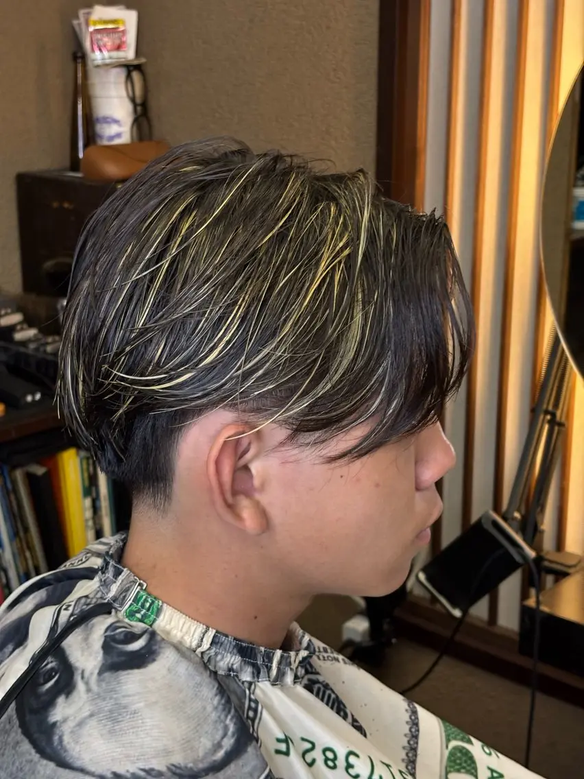 カラー ハイライトカラー 優斗🗼 原宿✨メンズ限定のヘアスタイル