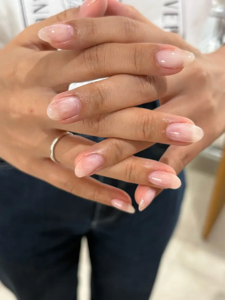ネイル ニュアンスネイル ホワイト 新町 Su_motoのネイルデザイン