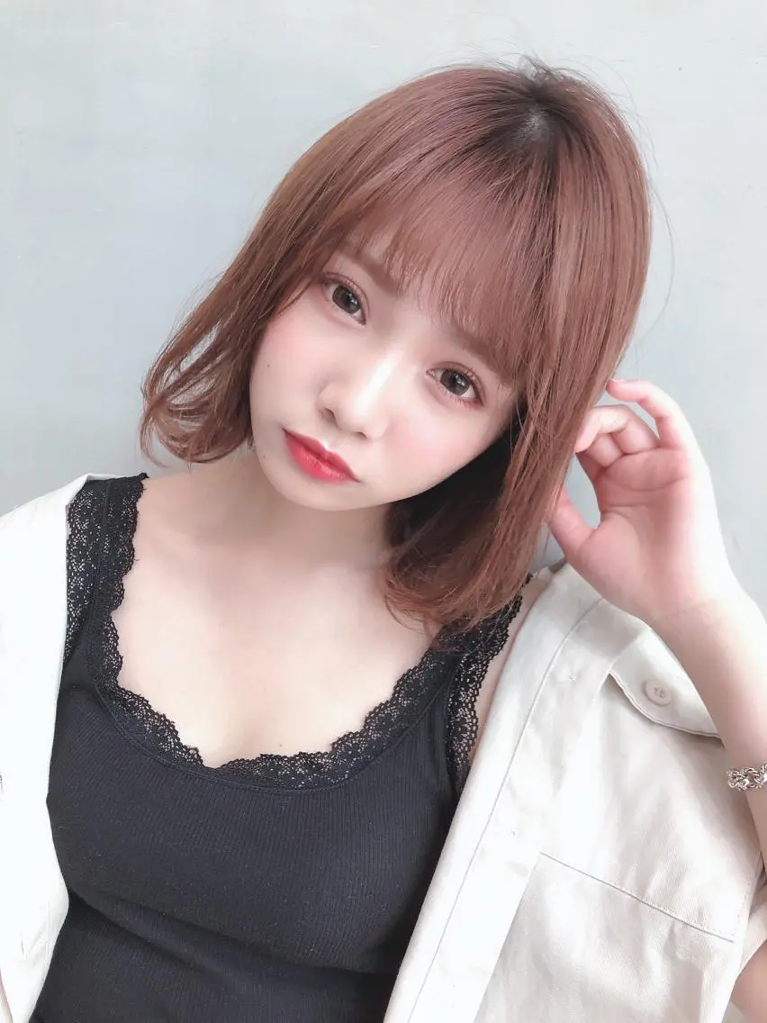 【前髪だけストレートしたい方】カット+前髪ストレートの写真