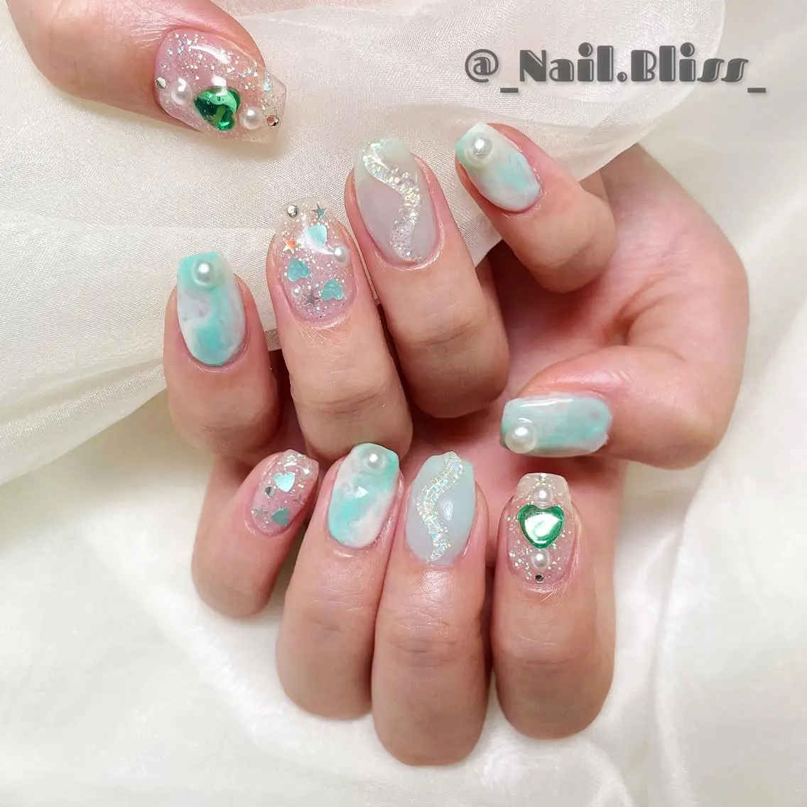 ネイル ハンドネイル NAIL BLISSのネイルデザイン